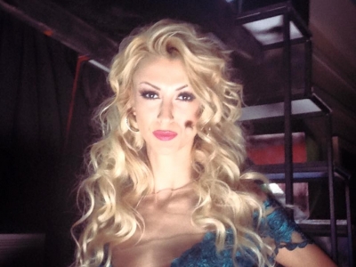 „HOT” DE TOT. Ce face Andreea Bălan înainte de culcare?! 1 article_427999_1.jpg