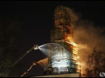 Incendiu la o mănăstire inclusă în Patrimoniul UNESCO 1 article_429049_1.jpg