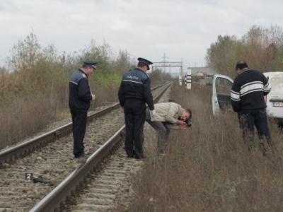 Accident sau sinucidere? Un bărbat a fost lovit de tren 1 article_429213_1.jpg