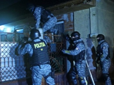 Percheziții la BRAȘOV, într-un dosar de contrabandă 1 article_429324_1.jpg