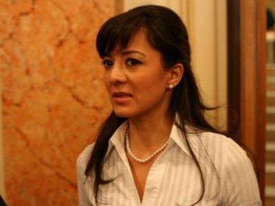 Mandatul de deputat al Oanei Mizil a încetat astăzi 1 article_429348_1.jpg