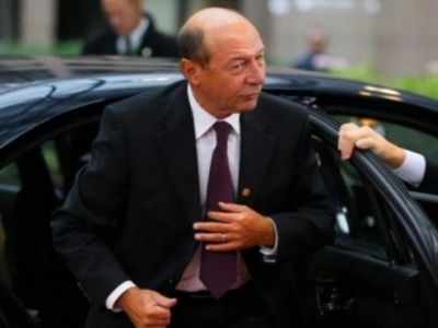 Băsescu a recunoscut că a sunat la cabinetul procurorului general 1 article_429479_1.jpg