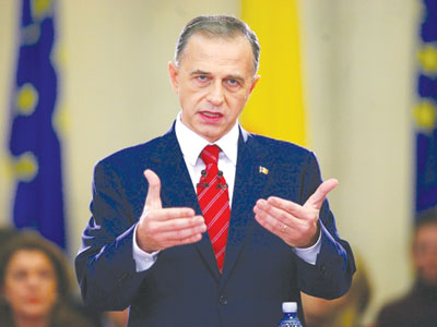 Hrebenciuc îl acuză pe Geoană că știa de unde vin banii în campania prezidențială 1 article_429534_1.jpg