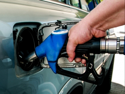 Fericiţi sunt cei cu motoare diesel!!! 1 article_429750_1.jpg