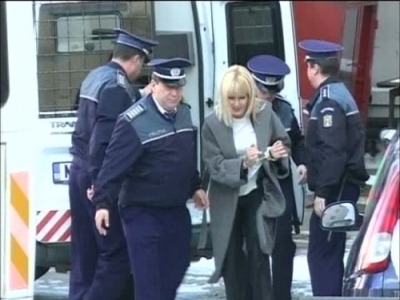Zi cu emoții pentru Elena Udrea... 1 article_429860_1.jpg