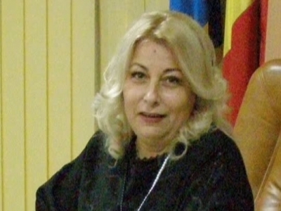 Șefa de Tribunal acuzată că a luat 200.000 de euro mită a fost reținută 1 article_429988_1.jpg