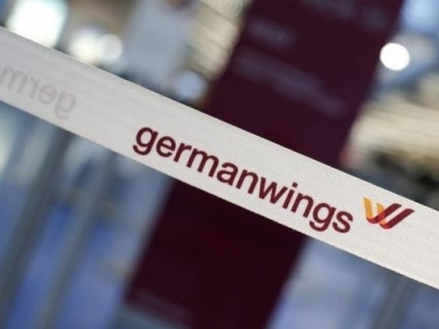 Nu există informații că ar fi fost români la bordul avionului prăbușit 1 article_430146_1.jpg