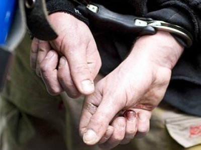 Arestat după ce i-a vândut droguri unui polițist sub acoperire 1 article_430404_1.jpg