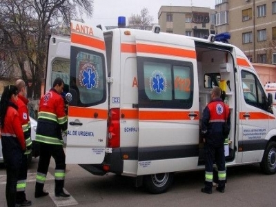 O femeie a murit, după ce o bucată din pânza flexului i-a sărit în gât 1 article_430771_1.jpg