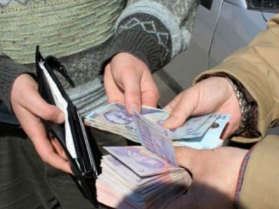 Percheziții la suspecți de cămătărie! Victime, administratori de firme 1 article_430871_1.jpg