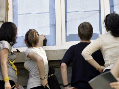 MITĂ LA BAC. Se fac percheziții la locuințele unor profesori-corectori 1 article_431072_1.jpg