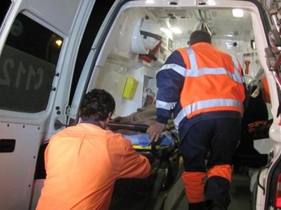 CU AMBULANŢA! 13 elevii chemați de acasă și duși la spital 1 article_431233_1.jpg