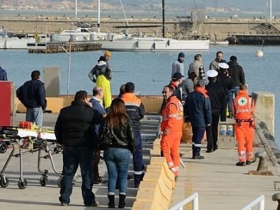 Pescador scufundat în Marea Adriatică! Un român de 19 ani a murit! 1 article_431241_1.jpg