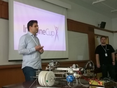 PoltBox și Eskimo câștigă finala regională Imagine Cup 2015 1 article_431380_1.jpg