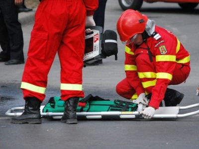 ACCIDENT. Șase răniţi, după ce o mașină a căzut într-un canal 1 article_431523_1.jpg