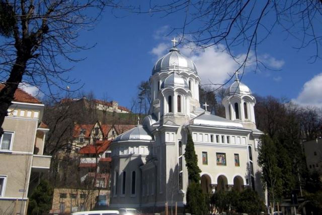 BRAȘOV. Și astăzi se fac masluri de obște 1 article_431550_2.jpg