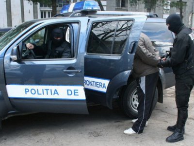 Traficant de droguri italian, capturat în România 1 article_431563_1.jpg