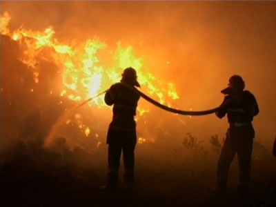 Incendiu la cabană! 26 de persoane se aflau în clădire 1 article_431686_1.jpg