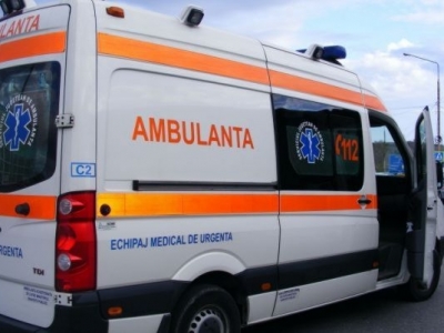 Un bărbat a MURIT, după ce a căzut de la etaj 1 article_431863_1.jpg