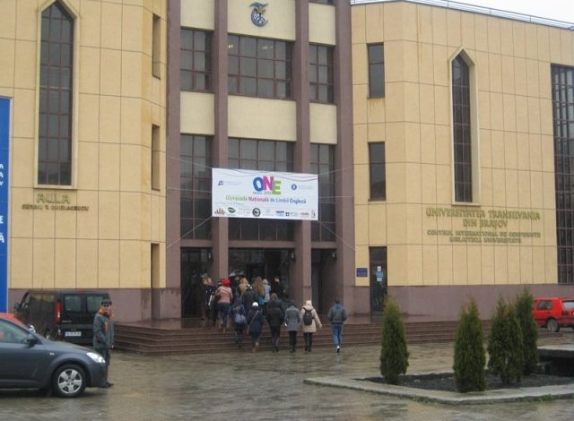 BRAȘOVUL, gazdă pentru Olimpiada Națională de Limba Engleză 1 article_432324_1.jpg