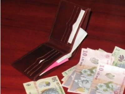 Un bărbat a căzut pradă unei hoațe, în seara de Paște 1 article_432551_1.jpg