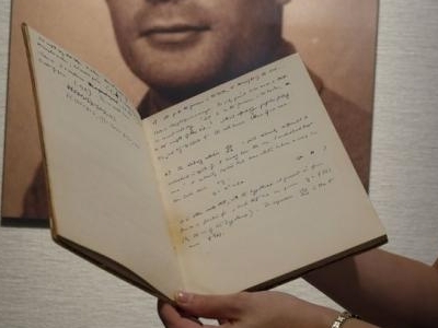 Manuscris celebru, vândut cu 1 milion de dolari 1 article_432570_1.jpg