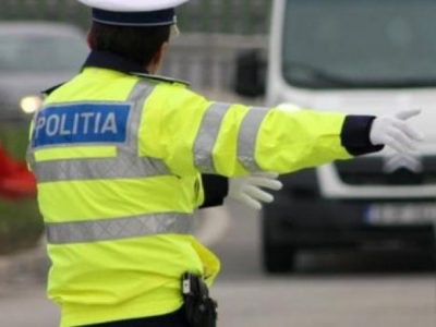 Trafic întrerupt către Otopeni 1 article_432834_1.jpg