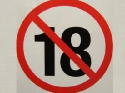 NEBUNIE. Cunoscut stilist din România, poză porno pe Facebook!!! 1 article_433172_1.jpg