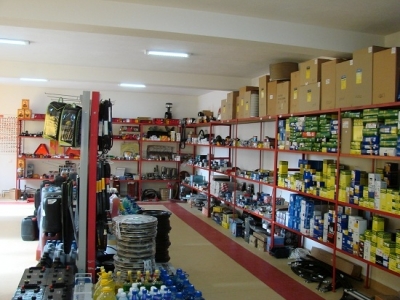 Ce l-a supărat pe un brașovean când a vrut să plătească o baterie auto 1 article_433376_1.jpg