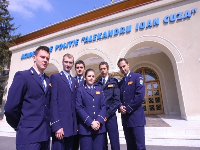 BRAȘOV. Și tu poți deveni polițist! 1 article_433718_1.jpg