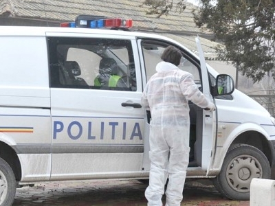 CRIMĂ. Și-a ucis fiul în vârstă de 29 de ani cu o lovitură de cuțit 1 article_433721_1.jpg