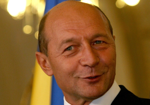 Traian Băsescu atacă de pe Facebook 1 article_433740_1.jpg