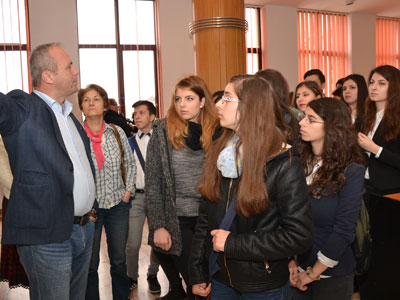 „Liderii de mâine” la Universitatea „Transilvania” 1 article_433804_1.jpg