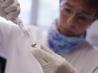 Se recomandă ca fiind asistentă medicală, dar vă lasă fără bunuri!!! 1 article_434044_1.jpg