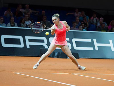 Halep și Wozniacki au făcut spectacol pe zgura de la Stuttgart 1 article_434260_1.jpg
