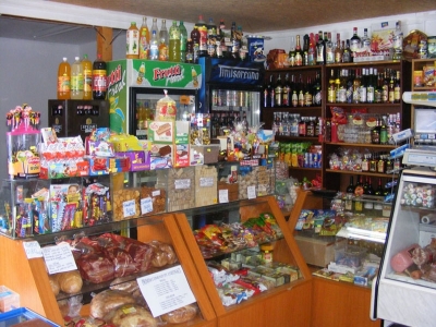 BRAȘOV. Peste 2 tone de produse alimentare, scoase de pe rafturi de OPC 1 article_434324_1.jpg