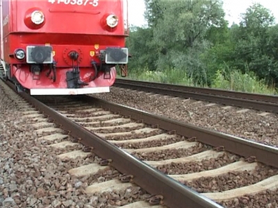 Update. S-a aruncat în fața trenului, fiindcă iubita nu-i răspundea la telefon 1 article_434336_1.jpg