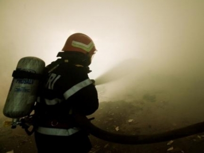 Incendiu în gară! O locomotivă a luat foc 1 article_434341_1.jpg