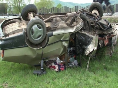 Accident cu doi MORŢI pe DN 17! Implicate două mașini și un microbuz 1 article_434605_1.jpg