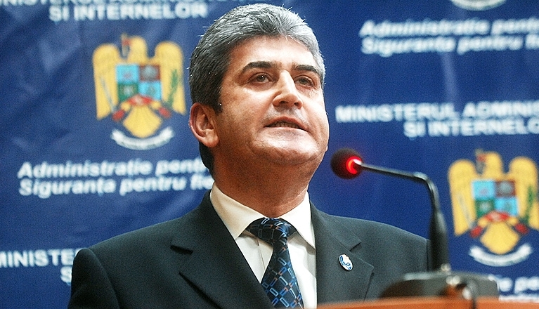 Oprea poate fi URMĂRIT PENAL! A rămas fără imunitate... 1 gabriel-oprea.jpg