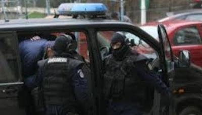 Percheziţii la un grup infracţional sprijinit de un judecător 1 imagescabnsa1m.jpg