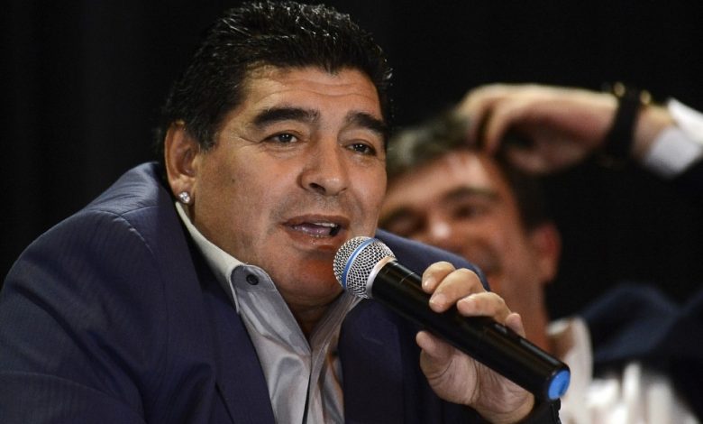 Când a început să se drogheze Maradona?! 1 maradona.jpg
