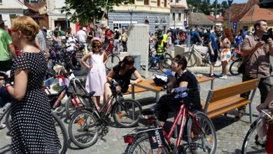 Biciclistele de toate vârstele sunt invitate la SkirtBike BRAŞOV 8 skirtbike 2015 4_184841.jpg