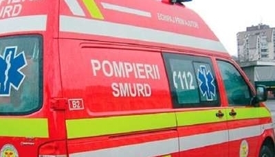 A plecat de la locului accidentului, după ce a lovit o fetiţă, pe „zebră” 1 smurd3.jpg