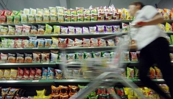 La ce distanţă maximă de domiciliu se poate afla magazinul la care putem face cumpărături? Răspunsul autorităţilor la 37 de întrebări frecvente! 1 supermarket3.jpg