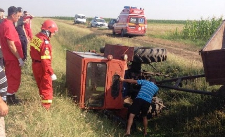ACCIDENT. A murit în chinuri, strivit de tractor 1 accidenttractor.jpg