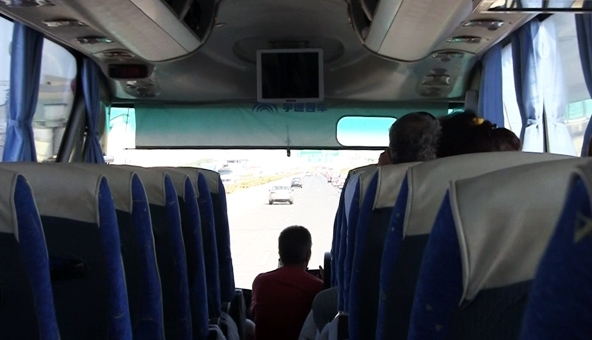 Trafic îngreunat de un autocar ce s-a defectat pe DN 1! 1 autocar-interior.jpg