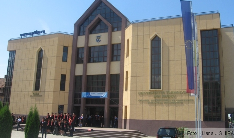 BRAŞOV. Şcoală de vară pentru profesorii de istorie din diaspora „învecinată” 1 img-0818.jpg