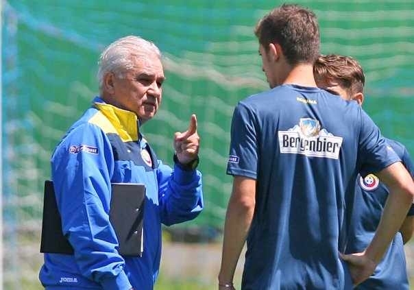 ÎNAINTE DE EURO 2016. Iordănescu a dat explicații privind jucătorii neconvocați și nu numai!!! 1 iordanescu_5.jpg