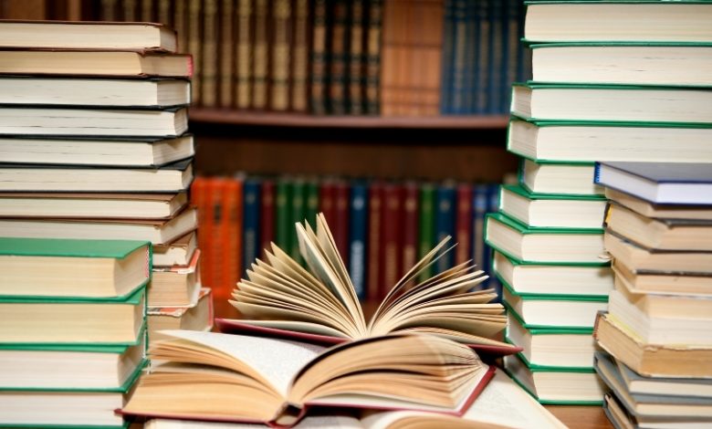 O librărie deschisă non-stop, amenajată într-un turn de garnizoană 1 librarie.jpg